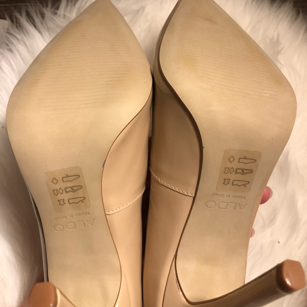 High Heels - Picture 4 of 4